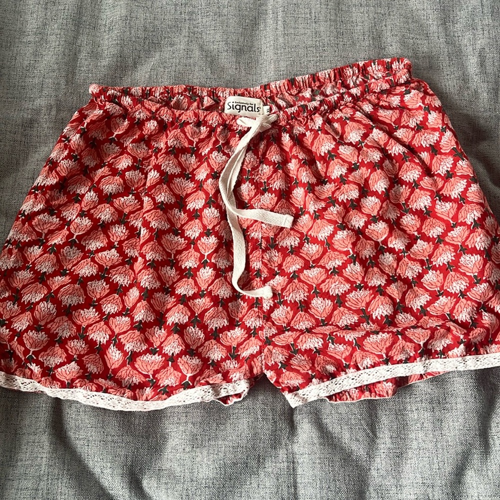 Exclusively for Signals Floral Pajamas Size XL longe shorts sleepwear for women